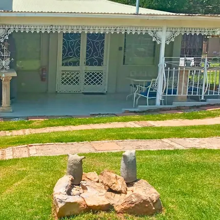 The Browns' Luxury Suites & Cottage Dullstroom Exterior photo