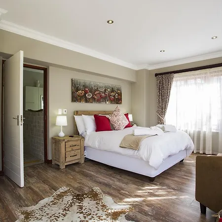 The Browns' Luxury Suites & Cottage Dullstroom Exterior photo