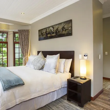 The Browns' Luxury Suites & Cottage Dullstroom Exterior photo